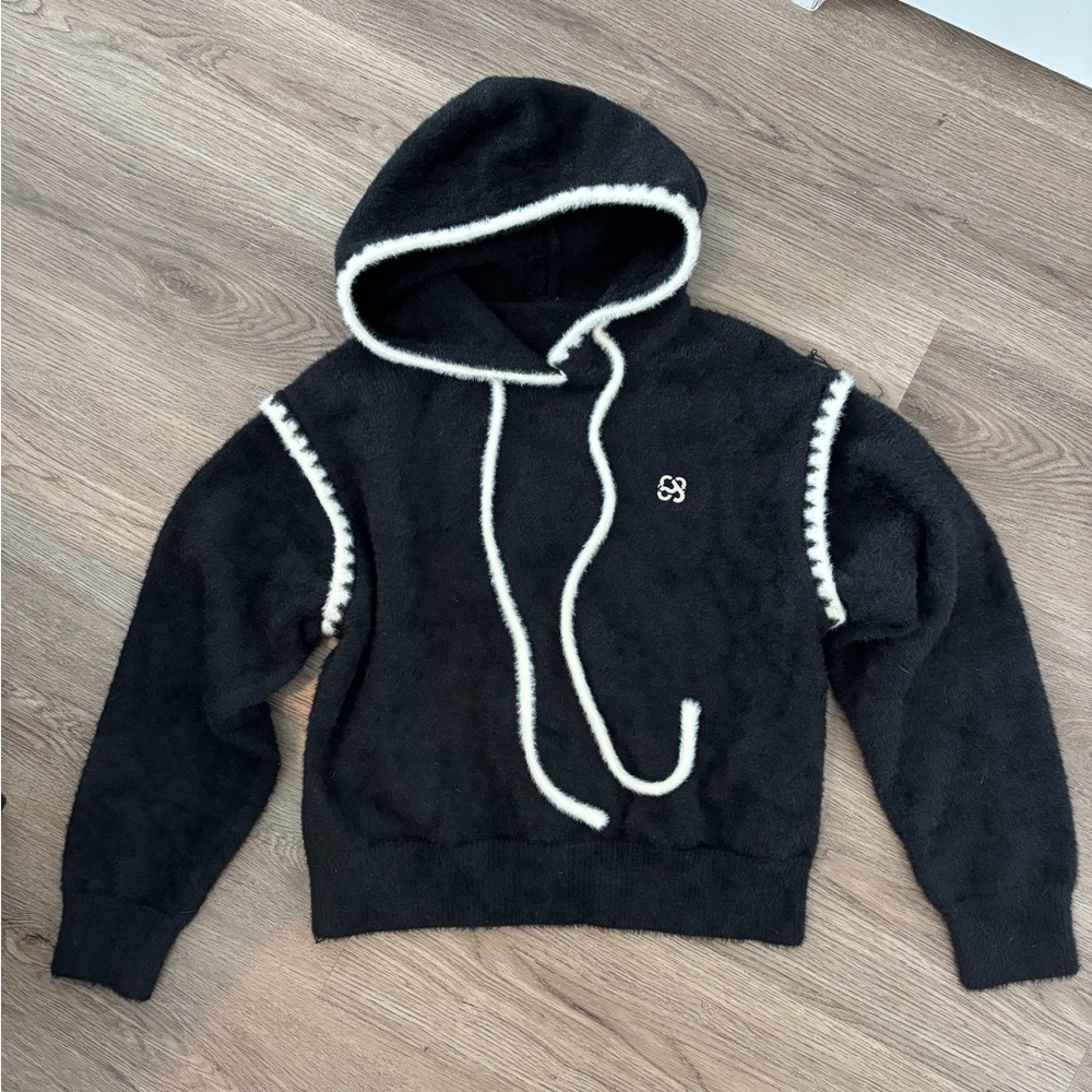 Sherpa Fleece Hooded Pullover Black with White trim